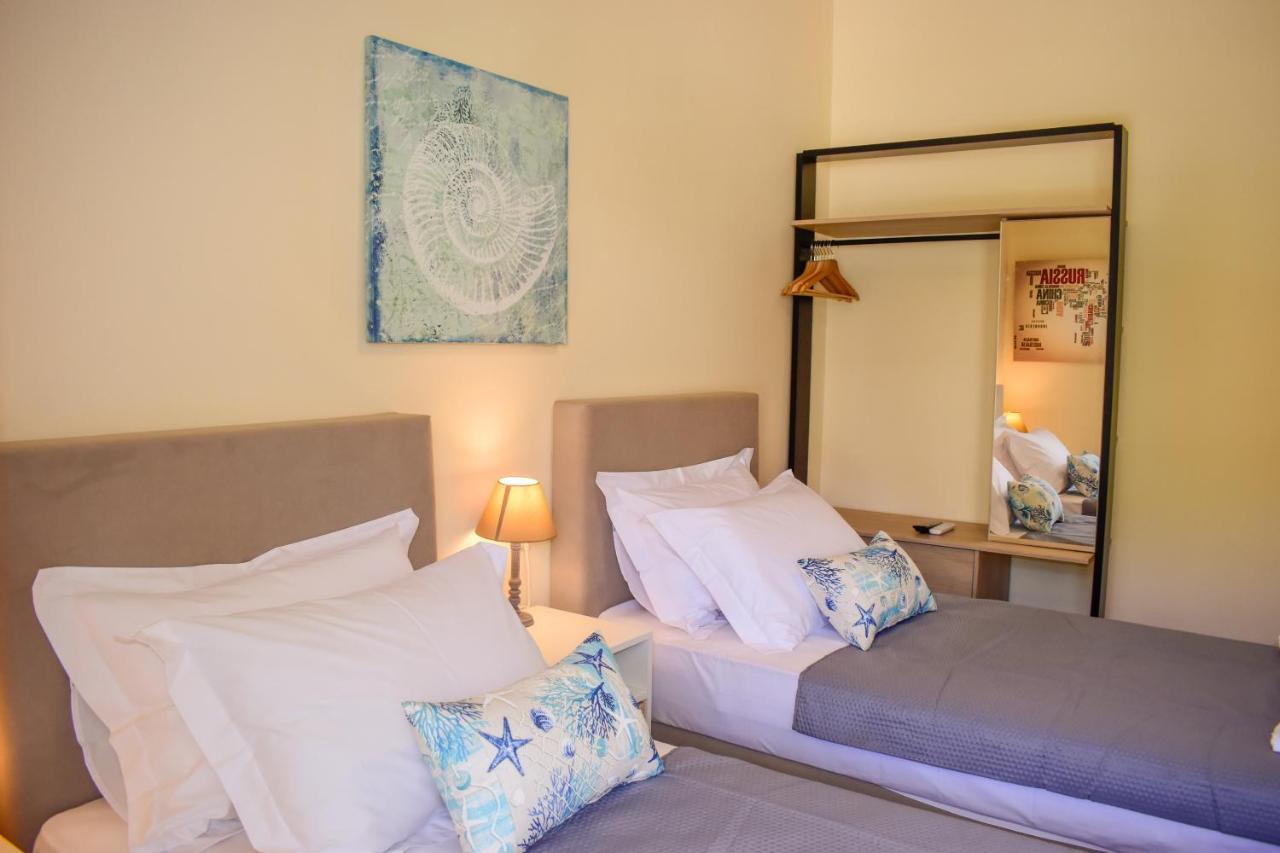 Zoe'S Flat Megali Ammos Apartment Skiathos Town Luaran gambar